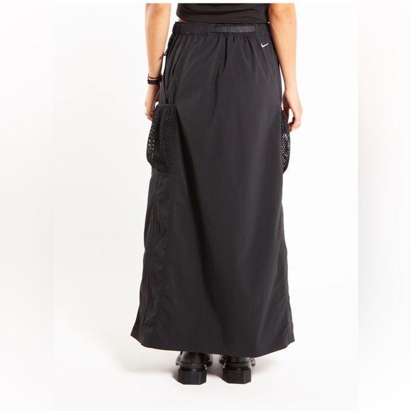 Nike ACG Black Maxi Wrap Snowgrass UV Protection Skirt - Picture 3 of 6